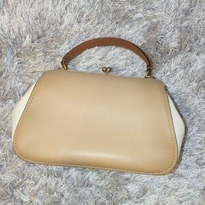 Classic Beige and Cream Top-Handle Kisslock Bag